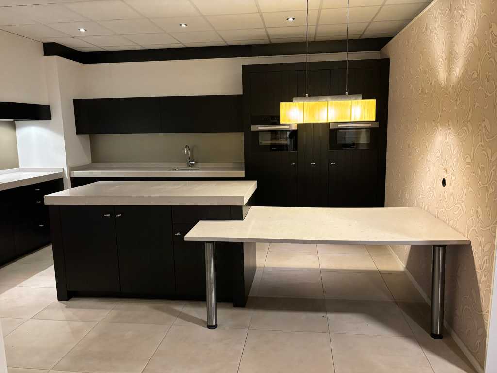 (Showroom) kitchens and equipment