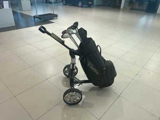 Golfkar Cadillac met recalme golfsticks
