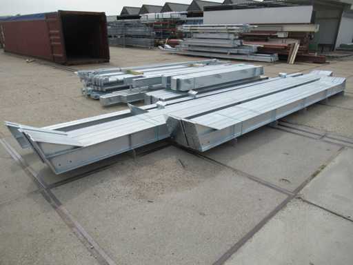 kapschuur - Staalconstructie 15 x 30 meter (450m2)