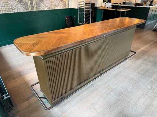 Standing table with herringbone top