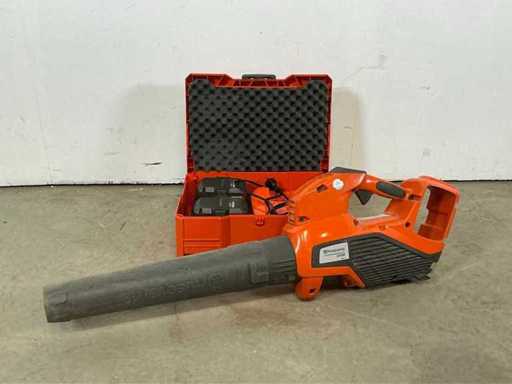 2020 Husqvarna 320iB Leaf Blower Battery