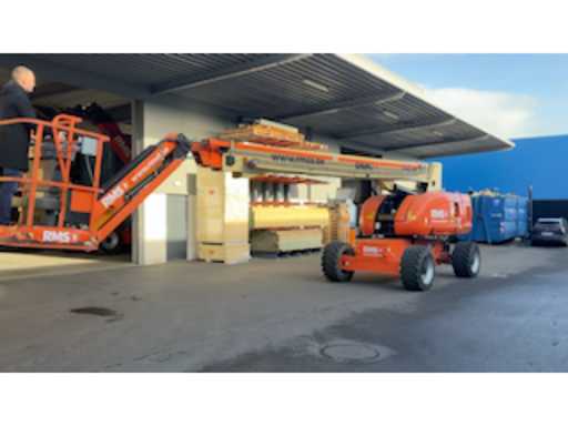 200a025a-da4d-468d-8892-55a9a85e2994.mp4