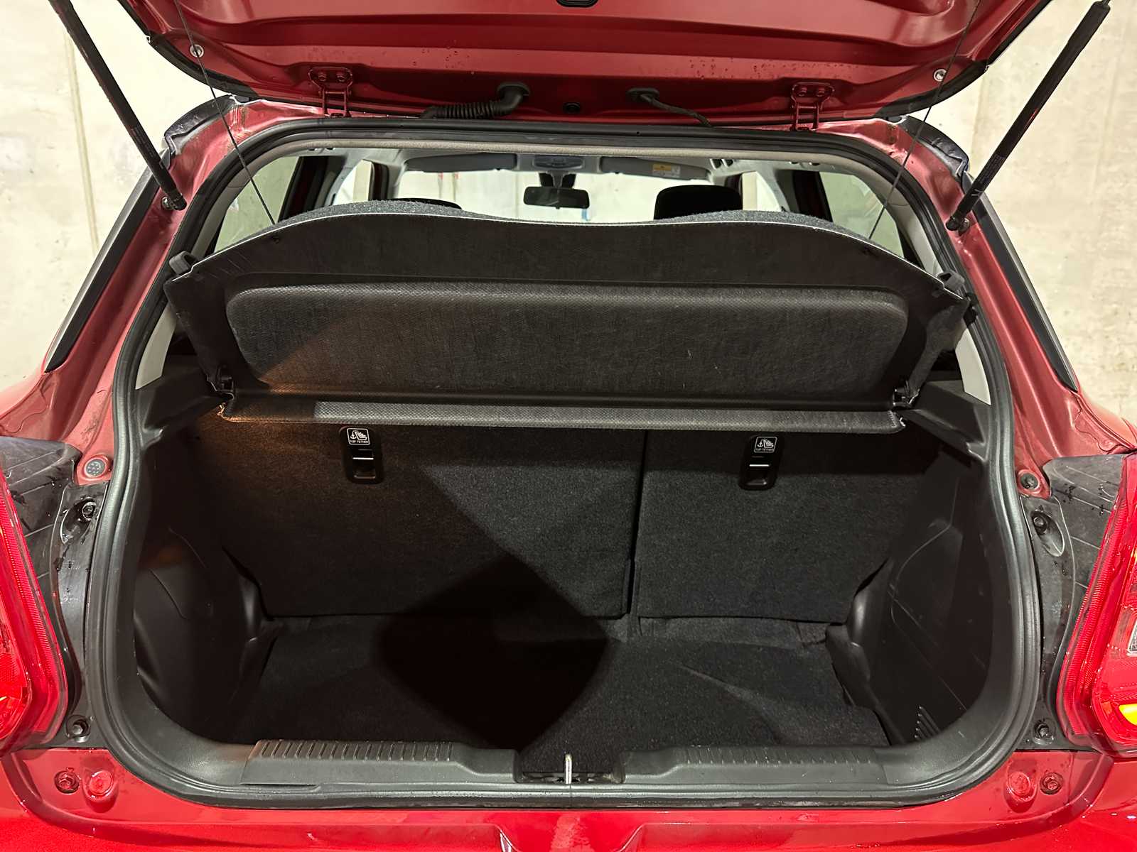 Suzuki Swift 1.4 Sport Smart Hybrid 129pk 2021 (Origineel-NL + 1e eigenaar), N-208-KF