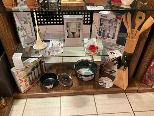 Miscellaneous kitchen supplies SSW