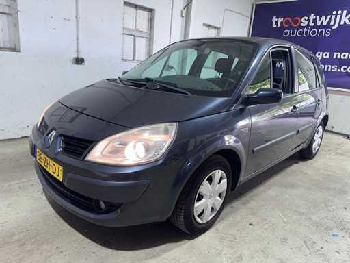 Renault - Scénic - 1.6-16V Business L. - 38-ZH-DJ