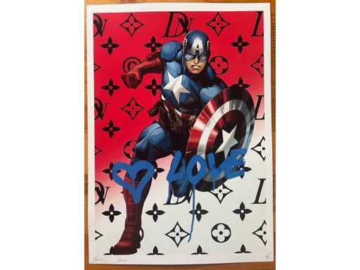 DEATH NYC : Vuitton Captain America