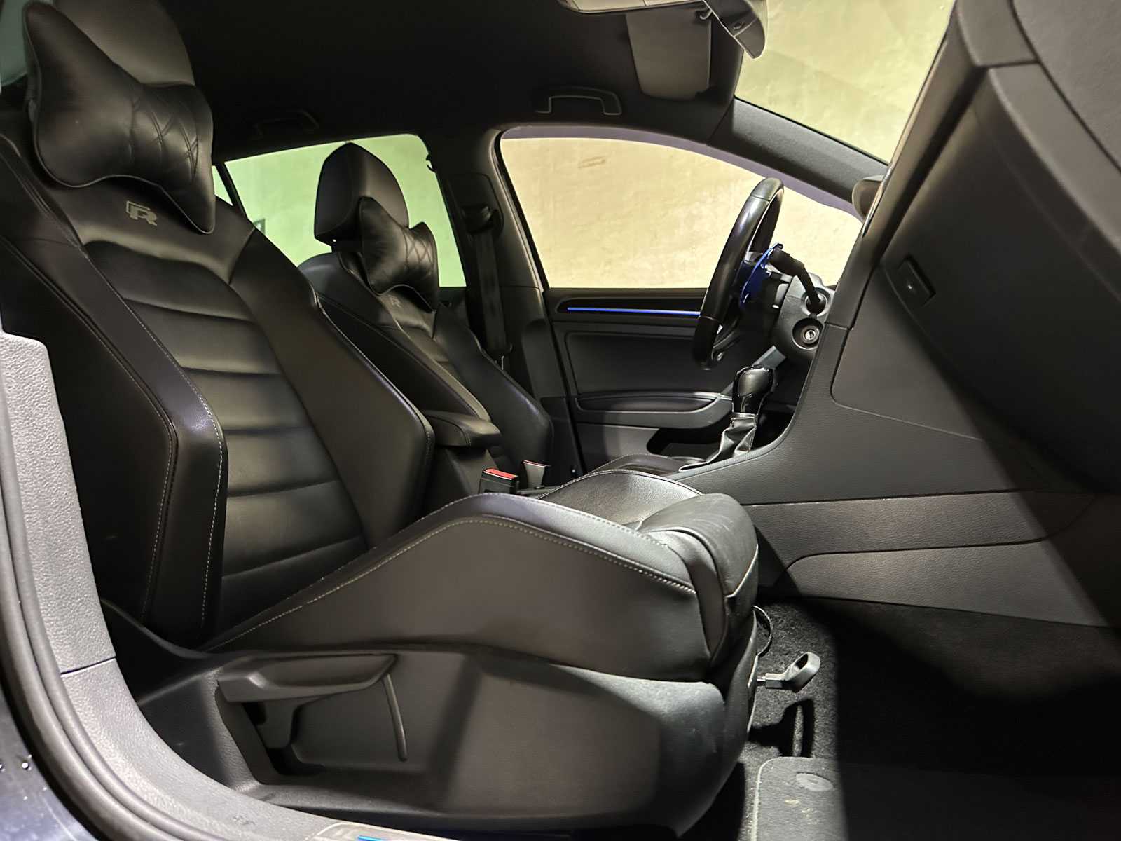 Volkswagen Golf 2.0 TSI R 4Motion 300pk 2015, P-916-RV