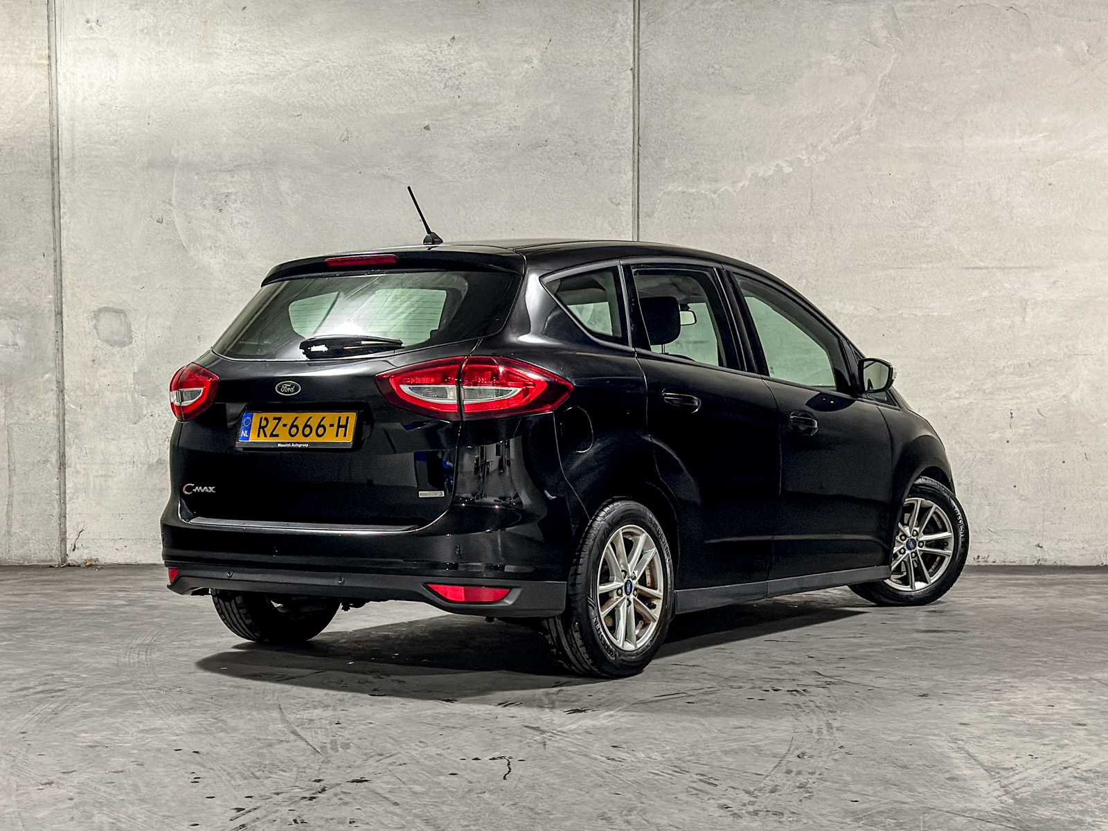 Ford C-Max 1.0 Trend 125pk 2018 (Origineel-NL + 1e Eigenaar), RZ-666-H