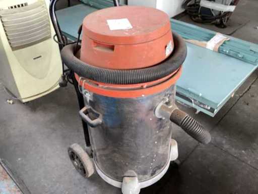 Industrial vacuum cleaner