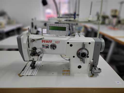 PFAFF - 937 - Zig Zag Sewing Machines