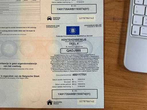 Mitsubishi Fuso Canter Tractor + trailer combination