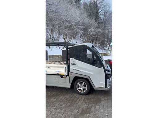 IMG_8074%2520MP4-%2520Trim.mp4