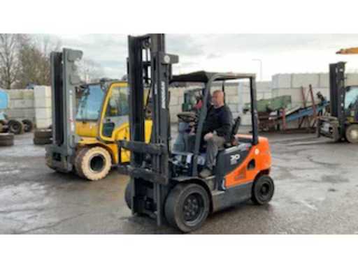 c5c56e6f-b0a2-4bb7-98d5-cef20c8a8b2c.mp4