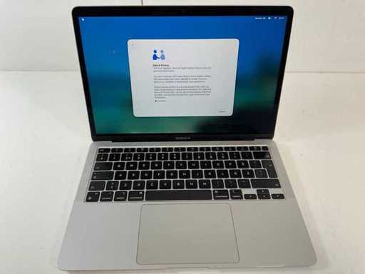 Apple MacBook Air 13,3", Apple M1, 8 GB RAM, 251 GB SSD