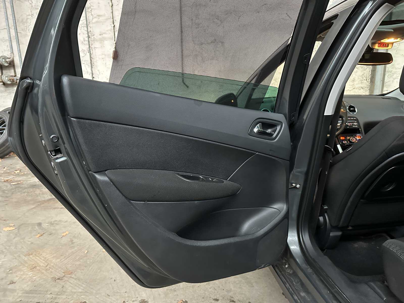 Peugeot 308 SW 1.6 THP Allure 7p 154hp 2013, 7-KBD-01