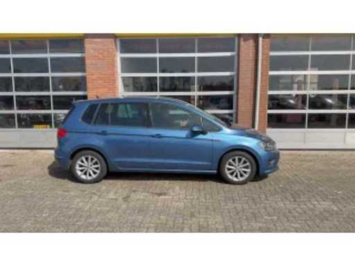 830f8615-ead0-40cf-8701-96dd4565195f.mp4