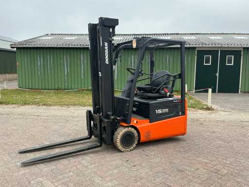 2010 Doosan B15T-5 Forklift