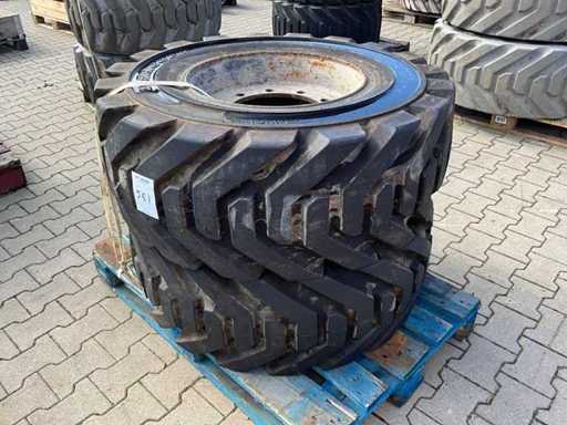 Outrigger OTR IN385/65D19.5 Wheel (2x)