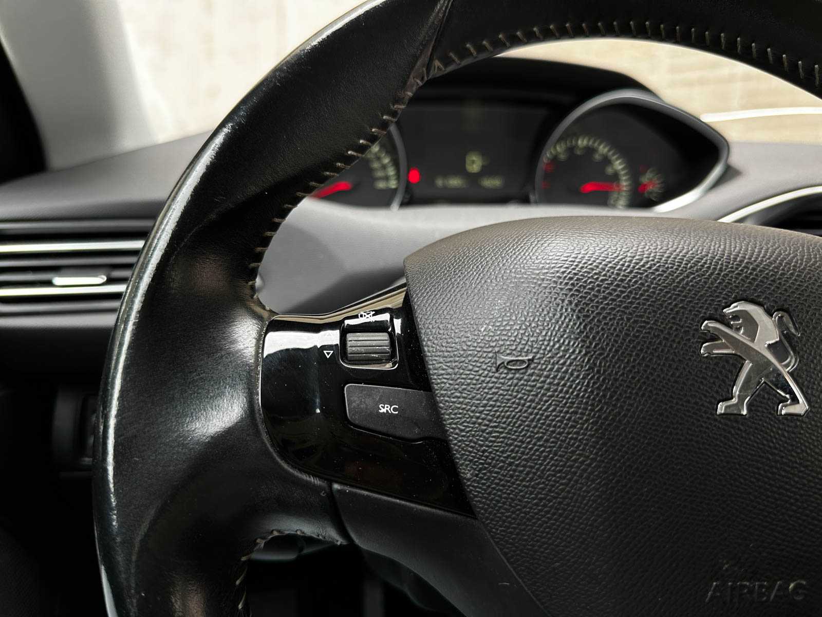 Peugeot 308 1.2 PureTech Active 110pk 2016, KD-319-F