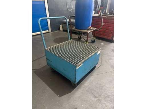 PLATEAU À GOUTTES D’EAU 210 