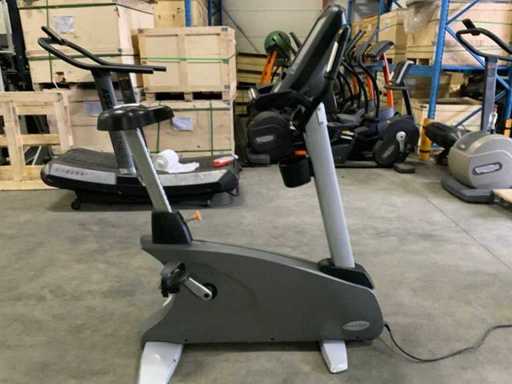 Matrix U7xe vélo droit Home Trainer