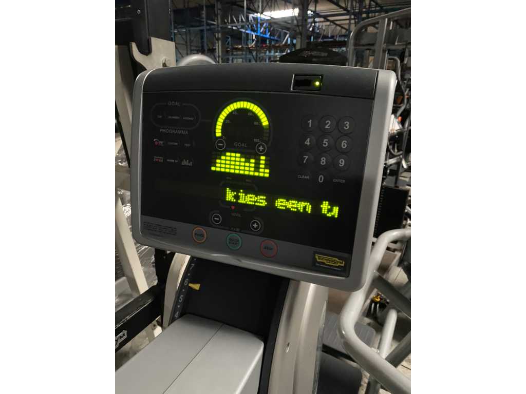 Technogym excite clearance 700 crosstrainer