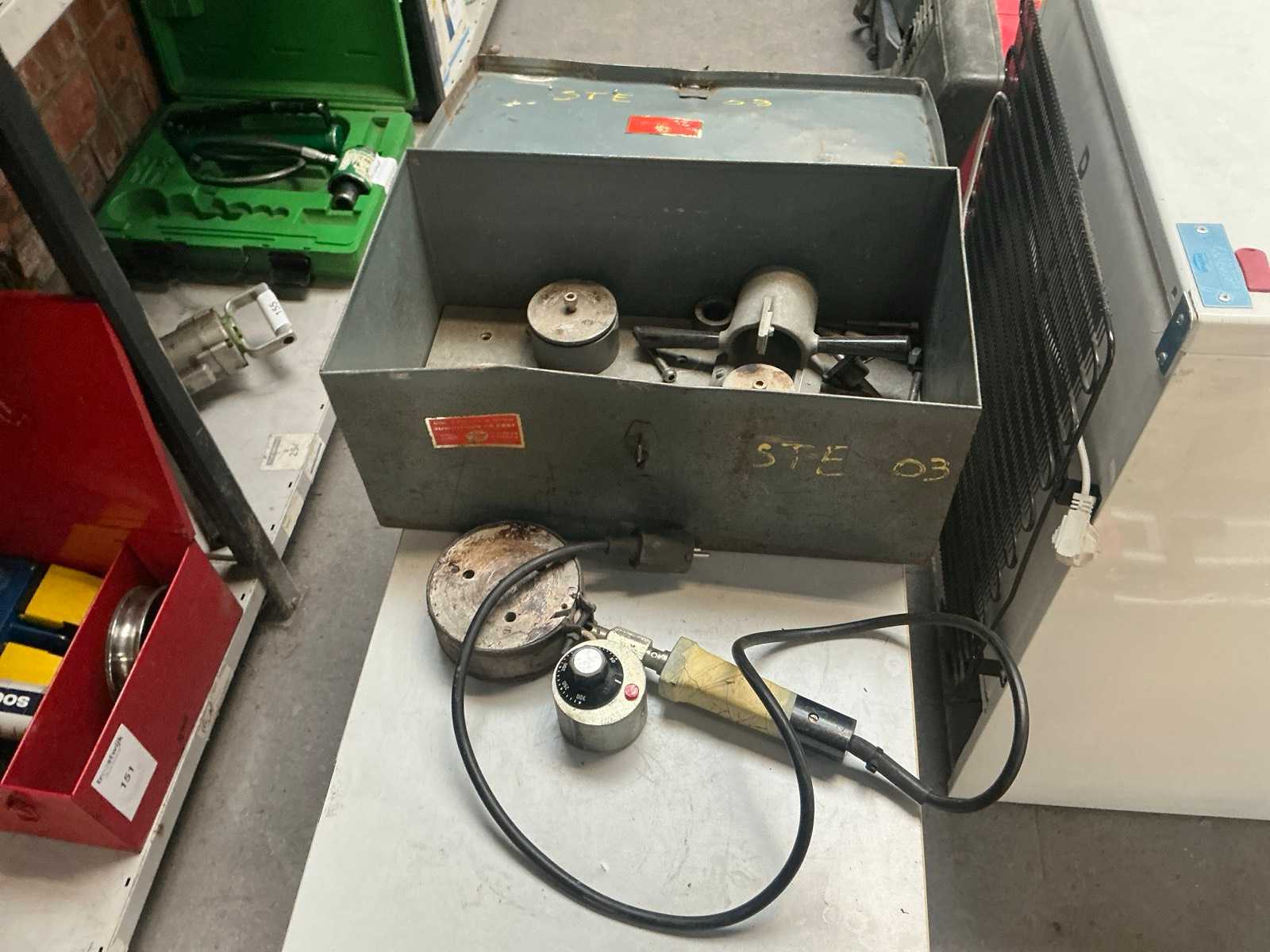 CRS 100.01 Pipe welding device