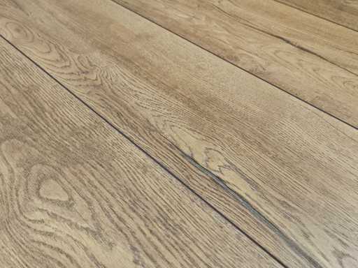 16 m2 Laminate plank - 1285 x 188 x 12 mm
