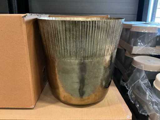 Série de pots dorés Ø32xH31cm (40x)