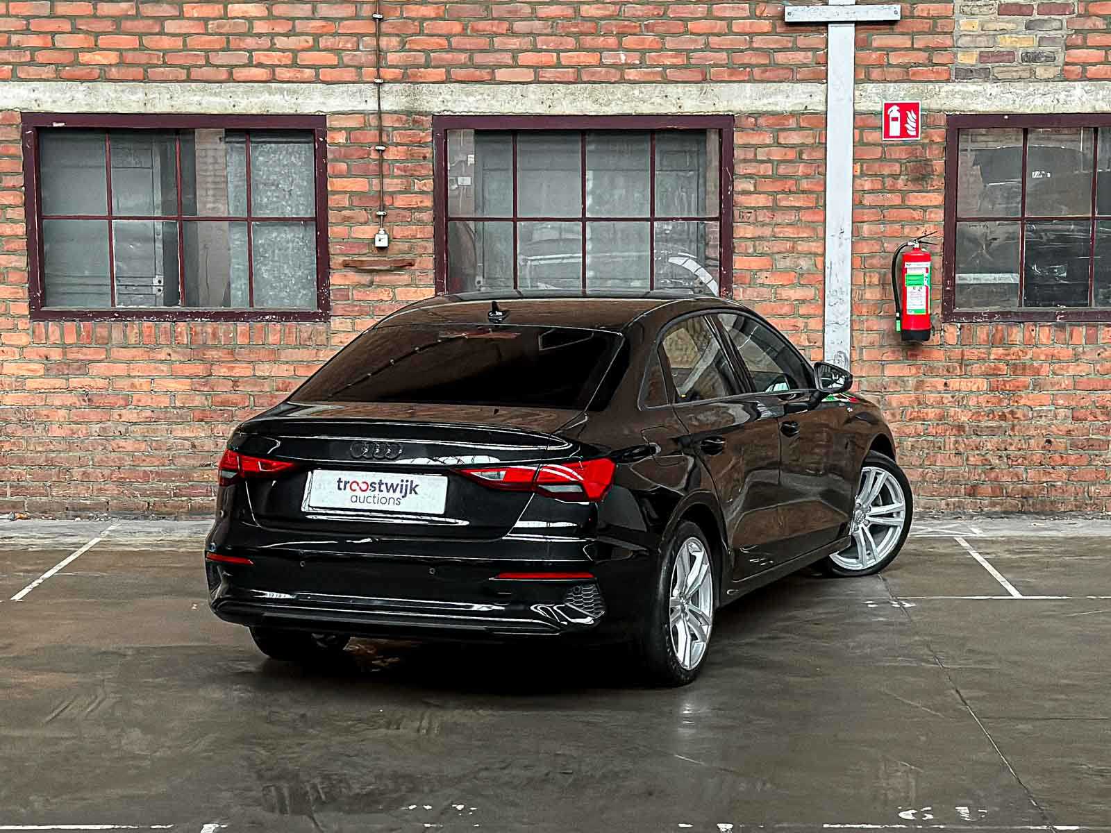 Audi A3 Sedan 30 TFSI S Edition 110hp 2021, Z-259-RT
