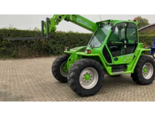 0d362597-c403-43db-90d5-3c6221a22e64.mp4