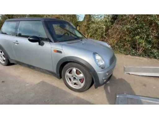 ff64cb1e-b1ab-4f66-b7c5-5b0348dbc744.mp4