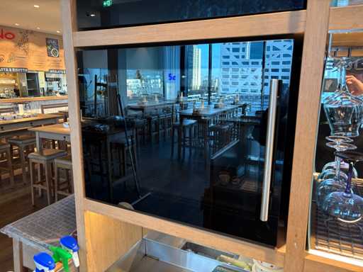 Armoire à climat à vin