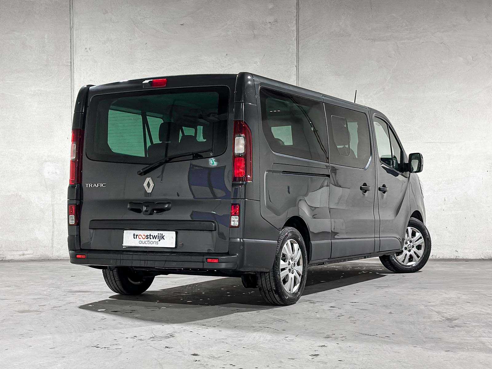 Renault Trafic 2.0 9-Persoons 150pk 2023 Bedrijfswagen