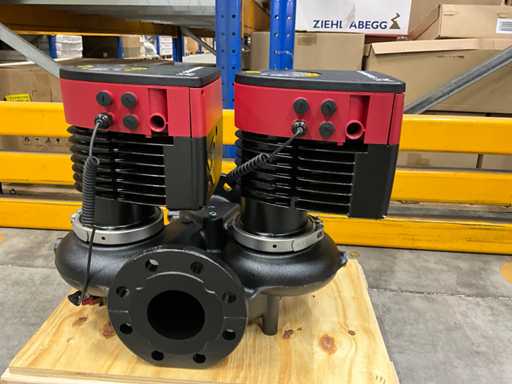 Grundfoss Magna 3 D Circulatiepomp 80-80 flens 360mm PN10 230V