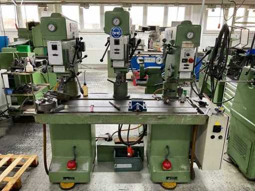 GILLARDON R 25 Säulenbohrmaschine