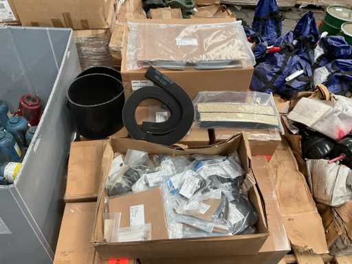 Partij vehicular maintenance kit