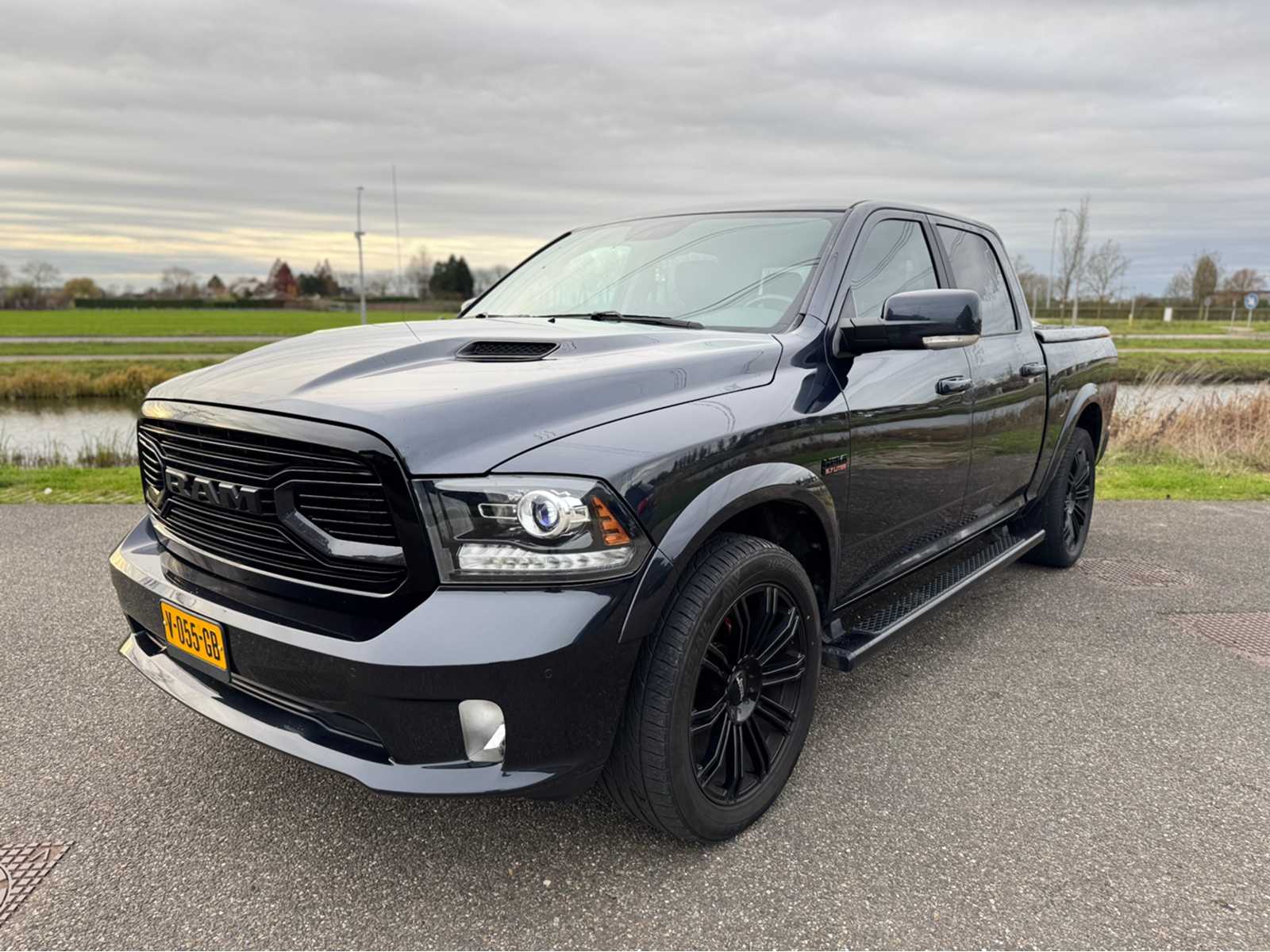 Dodge – Ram 1500 Sport – 5.7 V8 QC – Commercial Vehicle