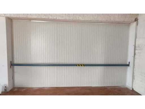   Insulated panels x 24