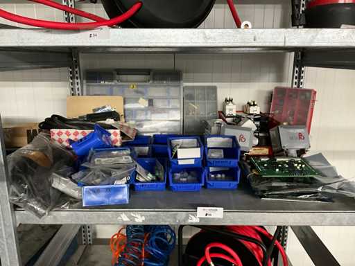 Batch of process equipment & installation material