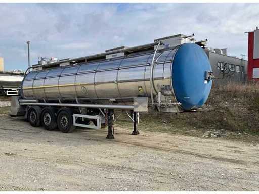 K&D | Forklifts, tank trailers and accessories