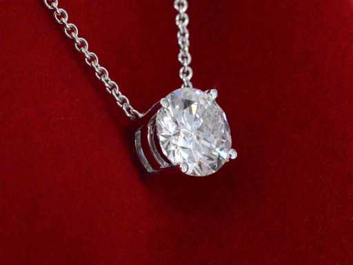 Collier en or blanc diamant 0,70 carat