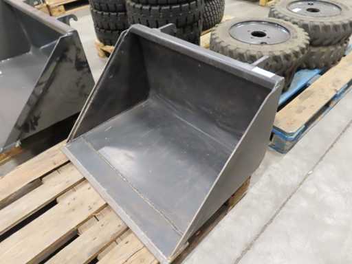 Attec - 2021 - 01GB 0770 - Łyżka koparki