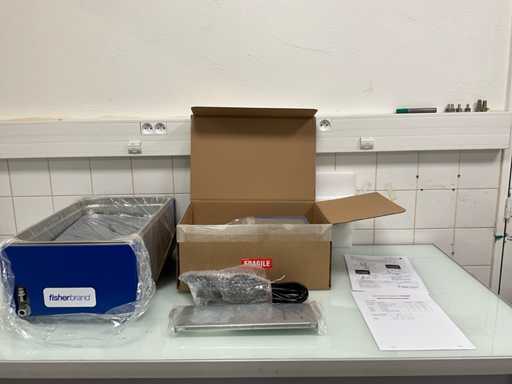 FISHER SCIENTIFIC - Circulator & Bath