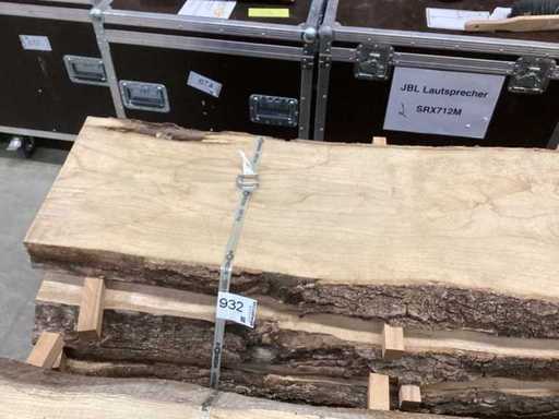 Ash log / trunk / 1.85m long / diameter approx. 55cm / sawn into 6 cm / 6 planks