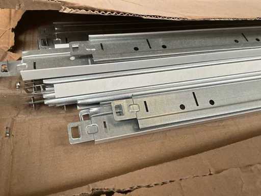 Série de divers profils en aluminium