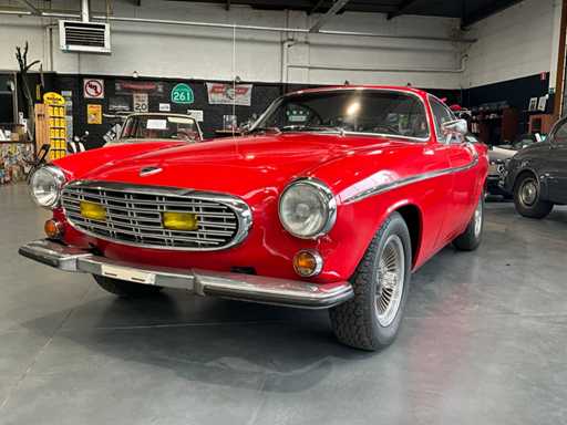 1965 Volvo P1800S