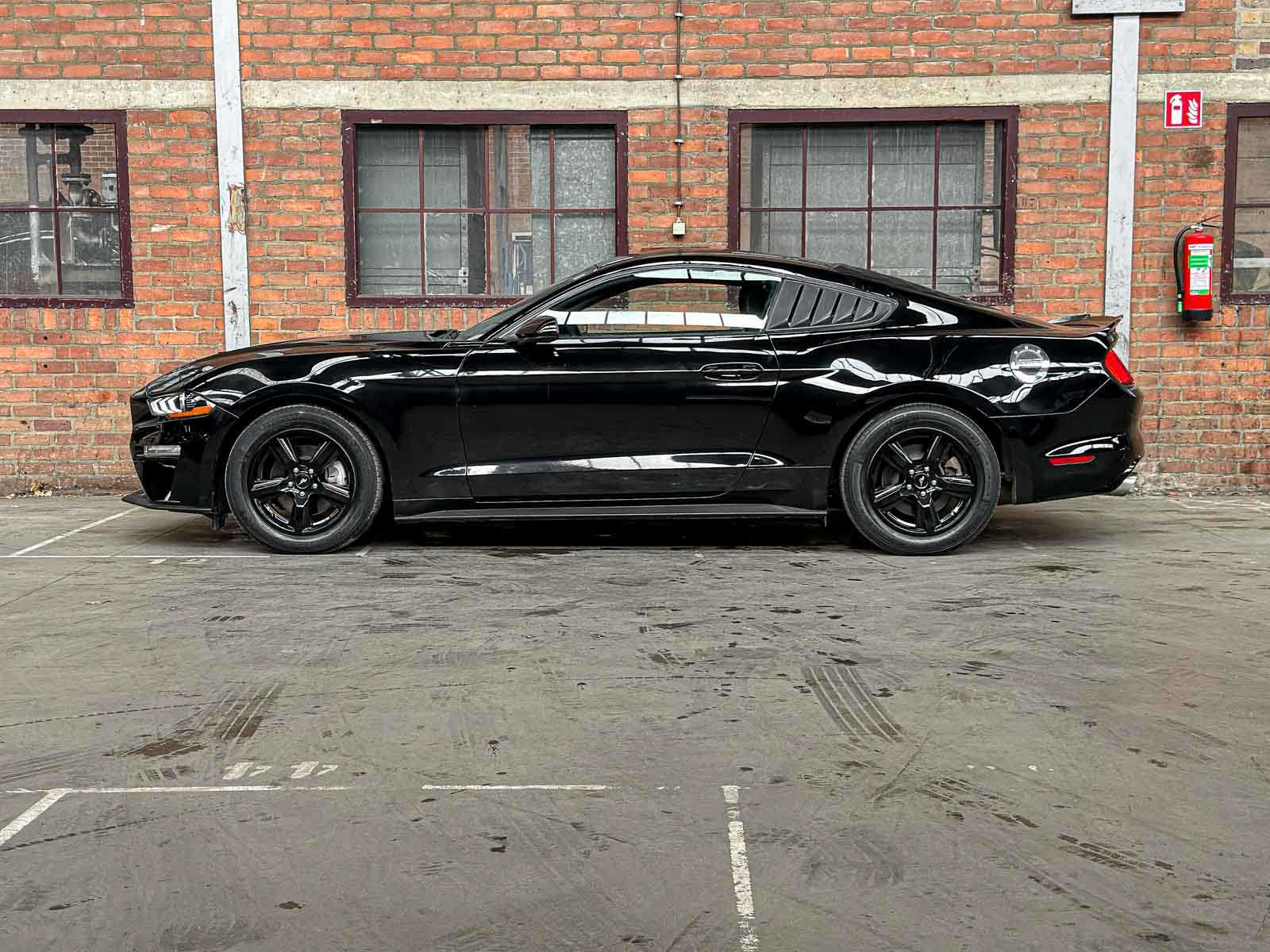 Ford Mustang 3.7 V6 300pk 2017 Coupe