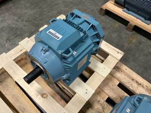 Moteur électrique ABB M3AA 132 SC2