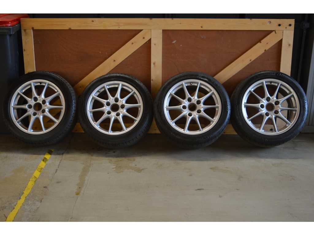 BBS- Porsche 996 LM Velgenset | Michelin Banden | 